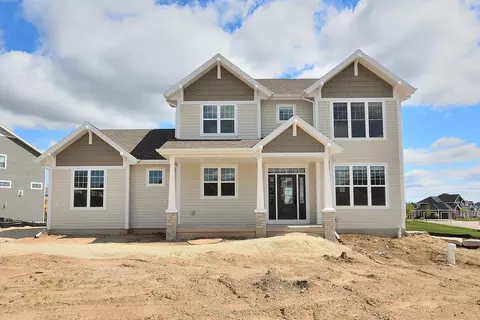 8246 W Bluebird, Mequon, WI 53097