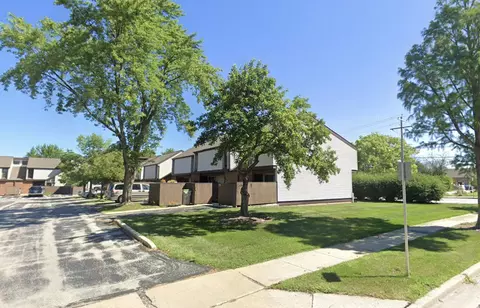 5201 S 13th #H, Milwaukee, WI 53221