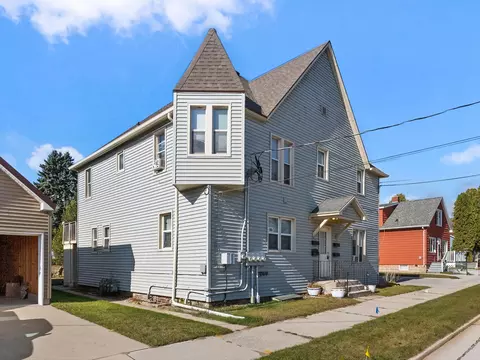 1610 Jackson, Two Rivers, WI 54241