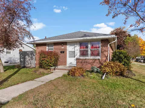 3502 W Marshall, Manitowoc, WI 54220