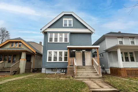 3607 N 19th #3609, Milwaukee, WI 53206