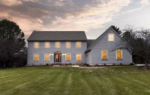 s50w23510 Woodchuck, Waukesha, WI 53189