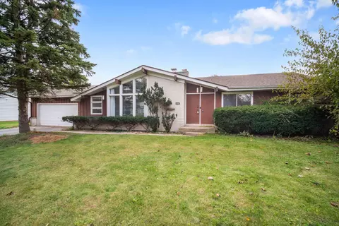 9505 W Orinda, Milwaukee, WI 53224