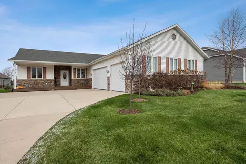 522 Bridgewater, Williams Bay, WI 53191