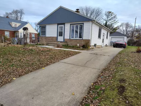 5270 N 58th, Milwaukee, WI 53218
