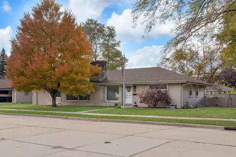 3422 Stratford, Racine, WI 53402