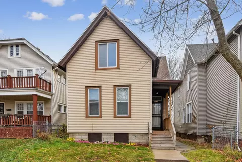 2120 N 11th, Milwaukee, WI 53205