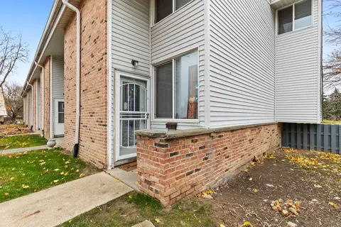 9241 W Allyn #K, Milwaukee, WI 53224