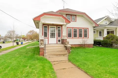 2921 Douglas, Racine, WI 53402