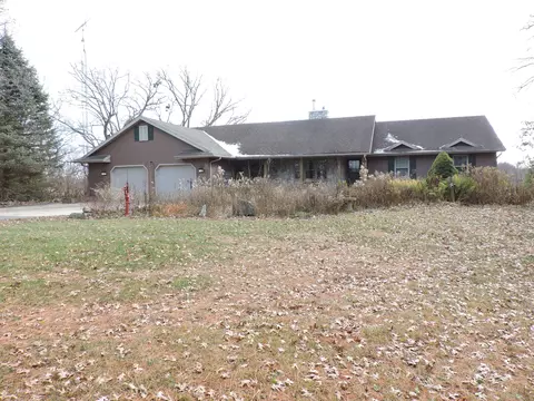 w9007 County Road C, Oakland, WI 53523
