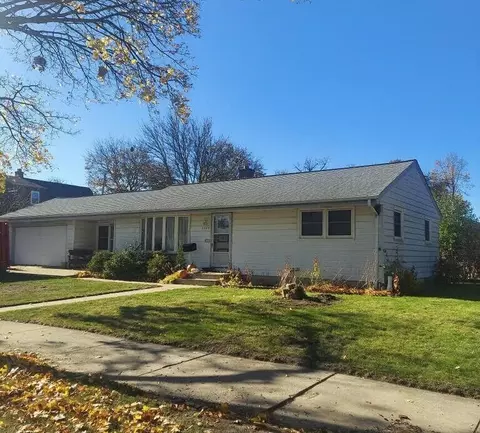 3373 S 69th, Milwaukee, WI 53219