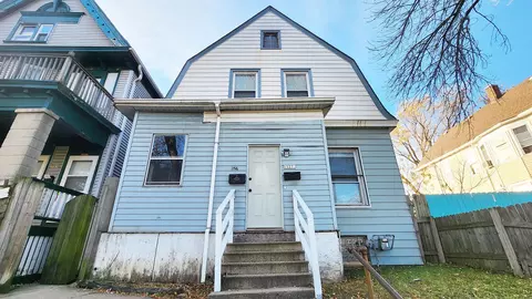 1527 N 33rd, Milwaukee, WI 53208