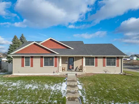 905 Pioneer, Holmen, WI 54636