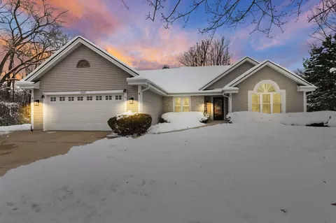 7631 46th, Kenosha, WI 53142