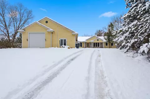 1714 Boulder, Waukesha, WI 53189