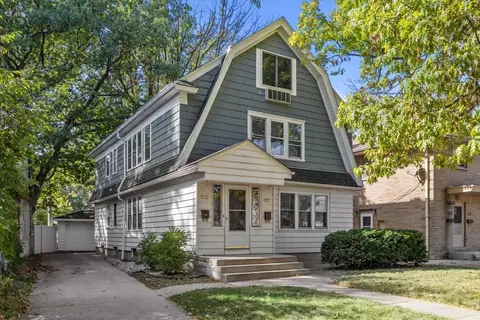 3731 N Morris #3733, Shorewood, WI 53211