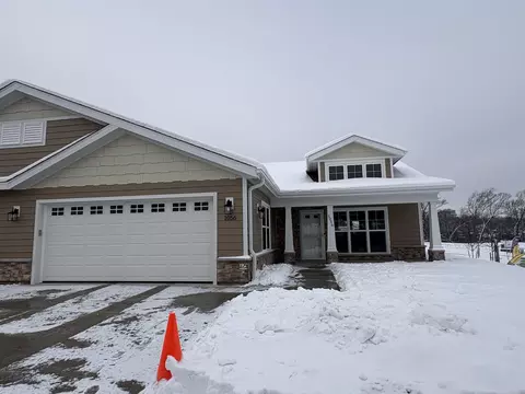 1056 Harbor, West Bend, WI 53095