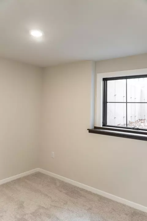 Bedroom - 621 Johnson, Onalaska, WI 54650 photo 3 of 3