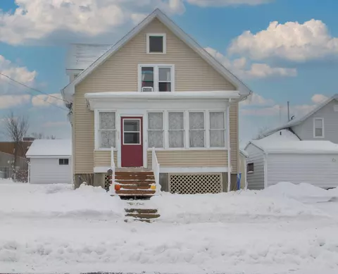 511 W Cady, Watertown, WI 53094