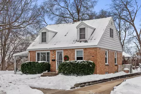 5511 W Notre Dame, Milwaukee, WI 53208