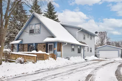 11811 W Flagg #11813, Milwaukee, WI 53225