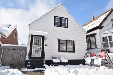 1971 S 32nd, Milwaukee, WI 53215
