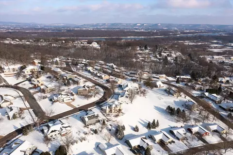 View/Area - 203 Eagles Blf, La Crescent, MN 55947 photo 5 of 8