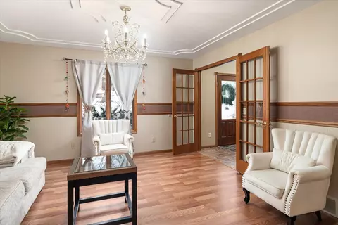 Entry Way - 203 Eagles Blf, La Crescent, MN 55947 photo 1 of 3