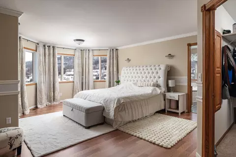 Bedroom - 203 Eagles Blf, La Crescent, MN 55947 photo 1 of 5