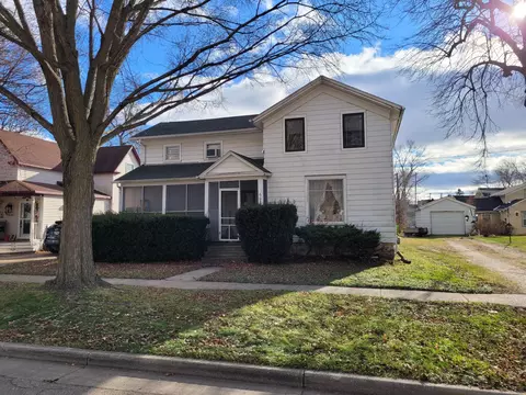 608 E Washington, Delavan, WI 53115