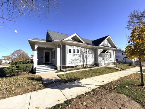 1103 Arcadian, Waukesha, WI 53186