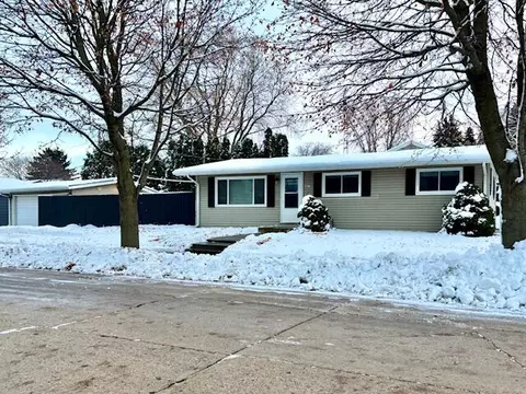2921 Michigan, Sheboygan, WI 53081