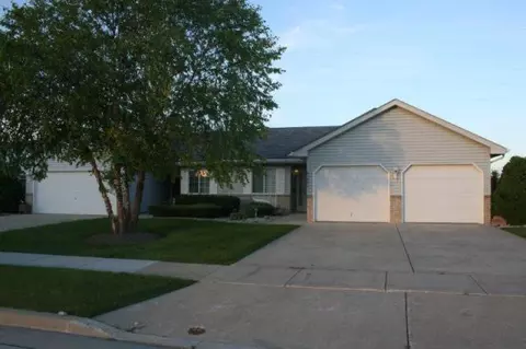 1901 27th #6, Kenosha, WI 53140