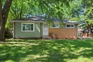 5222 W Hemlock, Milwaukee, WI 53223