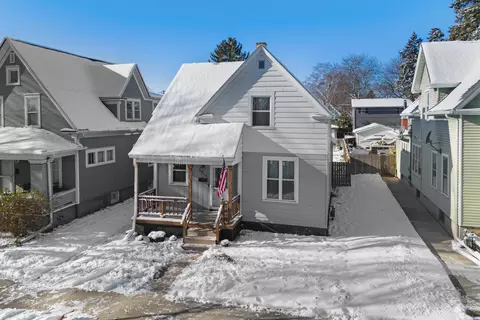 2016 N 9th, Sheboygan, WI 53081