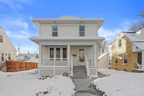 614 S Grand, Waukesha, WI 53186