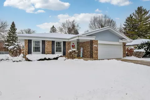 1120 Hemlock, Waukesha, WI 53189