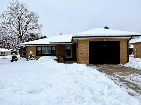 2703 Wilgus, Sheboygan, WI 53081