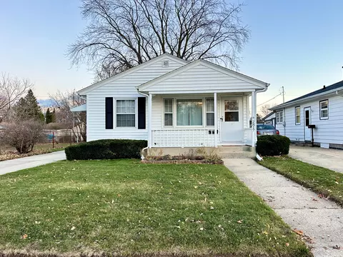 2817 Wellington, Racine, WI 53403