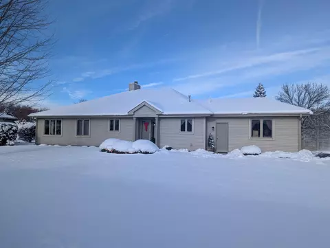 w174n8125 Shady, Menomonee Falls, WI 53051