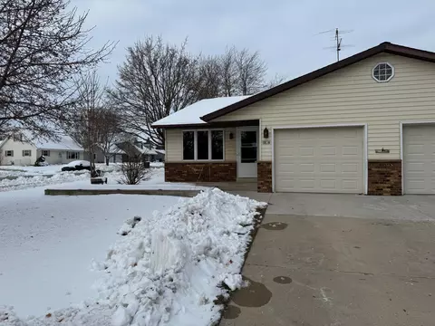1236 Wisconsin, Oostburg, WI 53070