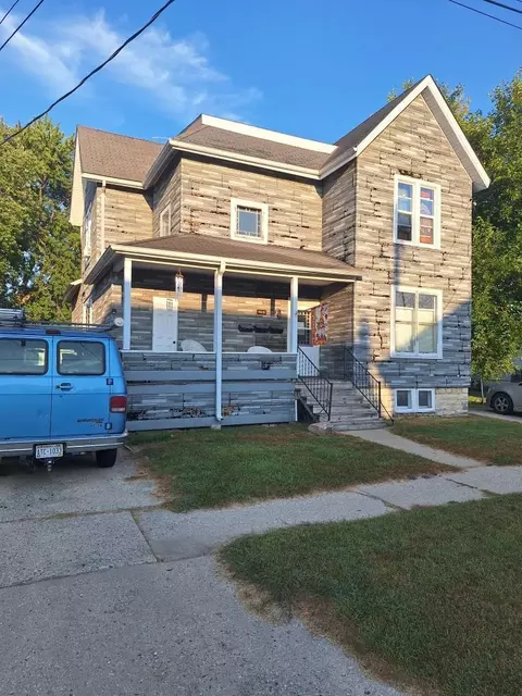 4616 8th, Kenosha, WI 53140