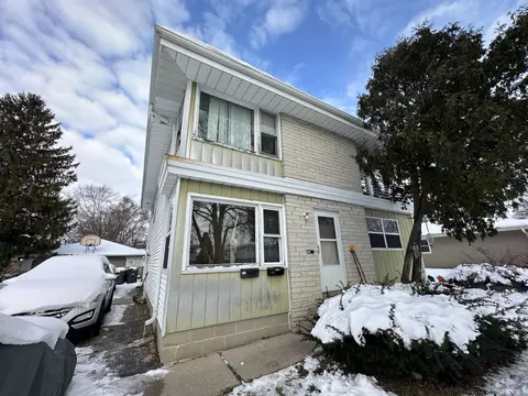 410 Dodie #412, Waukesha, WI 53189
