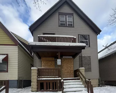 3613 N 11th, Milwaukee, WI 53206