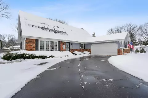 6433 S 121st, Franklin, WI 53132