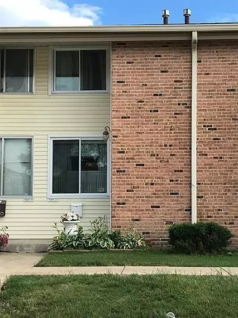 9001 N Swan #G, Milwaukee, WI 53224