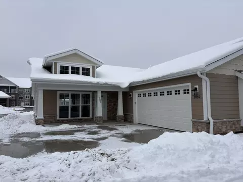 1082 Harbor, West Bend, WI 53095