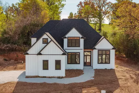 2417 Troy Hl, East Troy, WI 53120