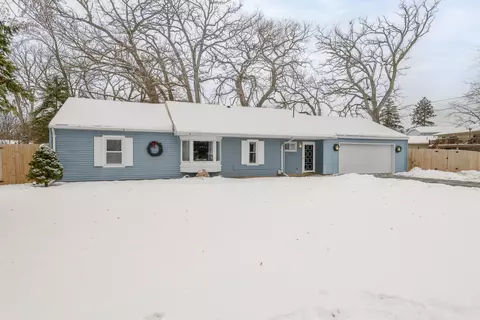 w5322 Bechaud Beach Drive, Fond Du Lac, WI 54935