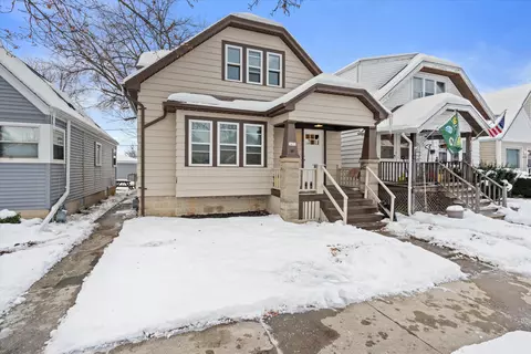 3673 S Ahmedi, Saint Francis, WI 53235